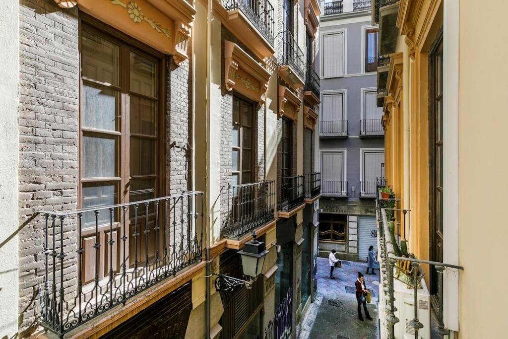 Centrico Apto Cerca De La Catedral Zacatin Apartment Granada Luaran gambar